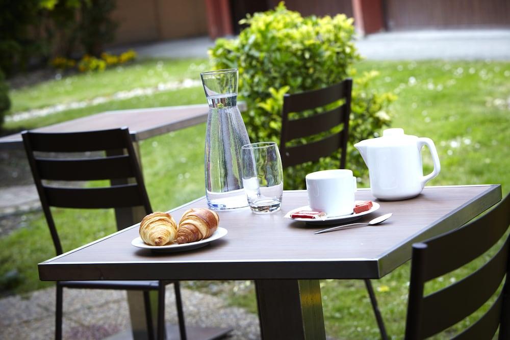 Sud Parc Des Expositions Hotel 3*