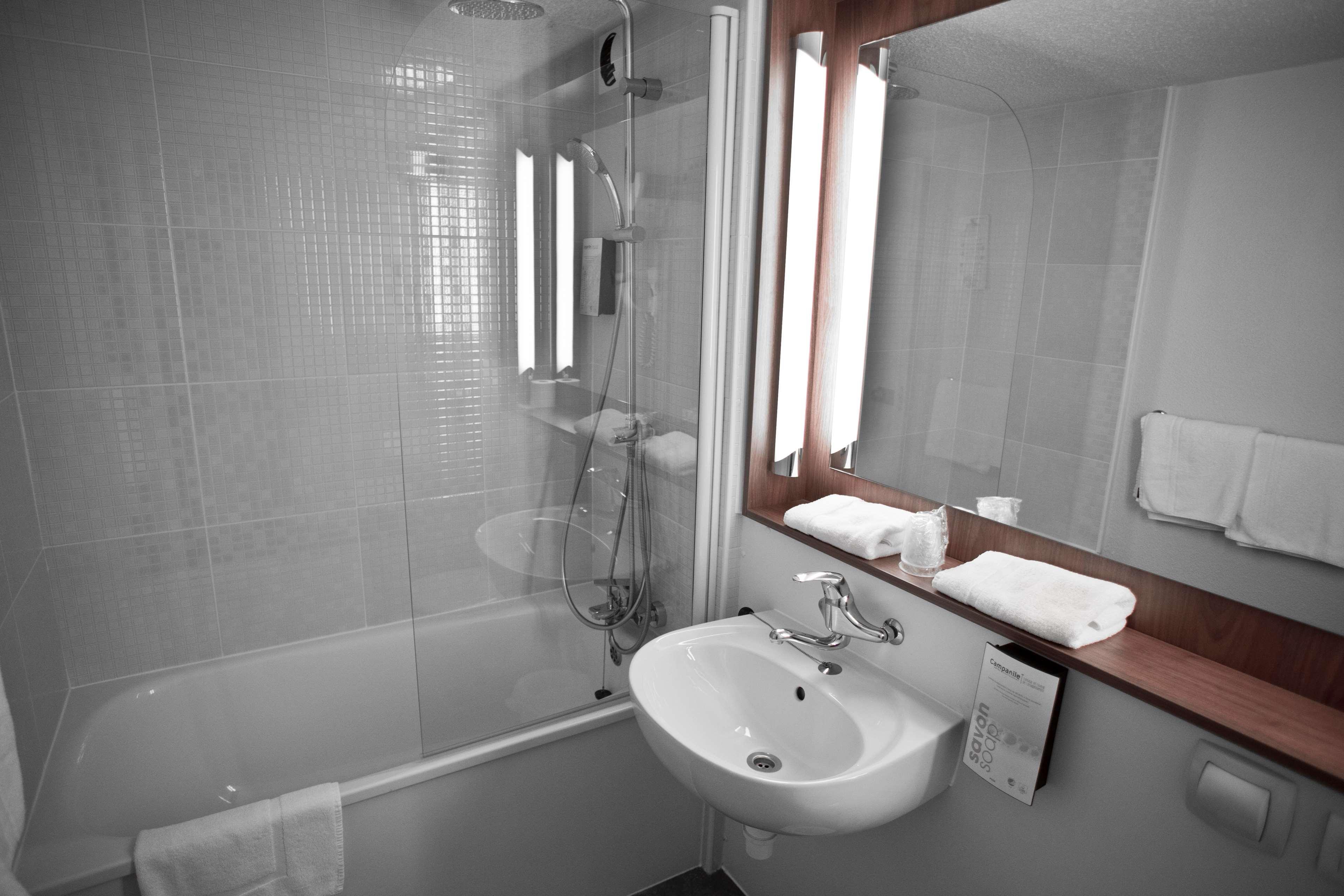 Hotel Sud Parc Des Expositions 3*